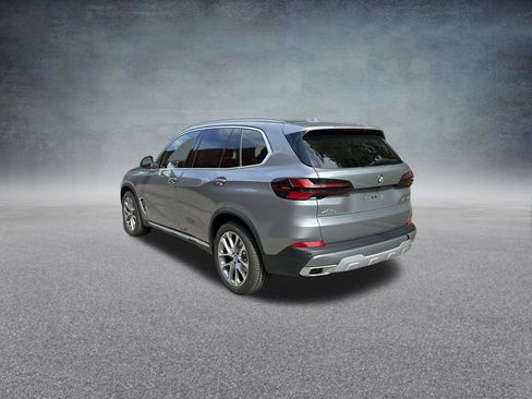 Used 2026 BMW X5 xDrive40i AWD/4WD image 7