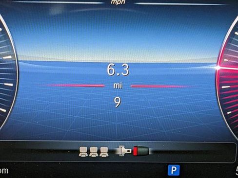 Certified 2025 Mercedes-Benz GLA 250 image 10