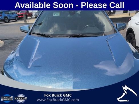 Used 2024 Chevrolet Equinox RS FWD image 2