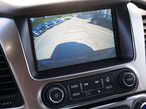Used 2018 Chevrolet Tahoe LS AWD/4WD image 21
