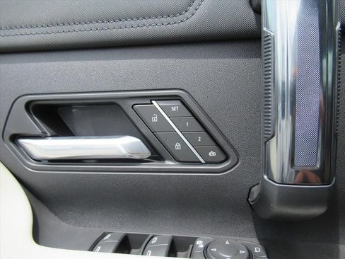 Used 2026 GMC Hummer EV 4x4 Crew Cab image 29