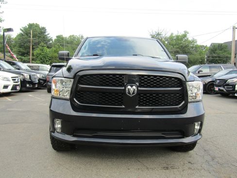 Used 2017 RAM 1500 Express AWD/4WD image 2