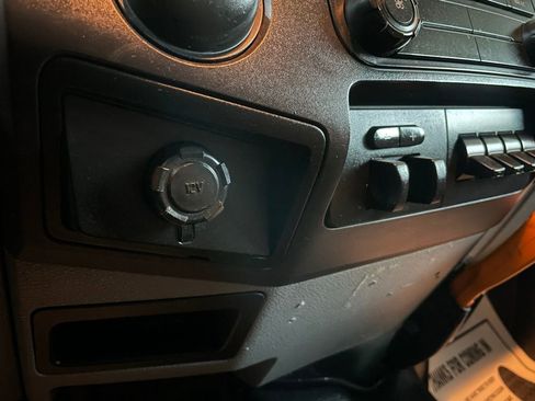 Used 2012 Ford F450 XL w/ PWR Equipment Group image 36