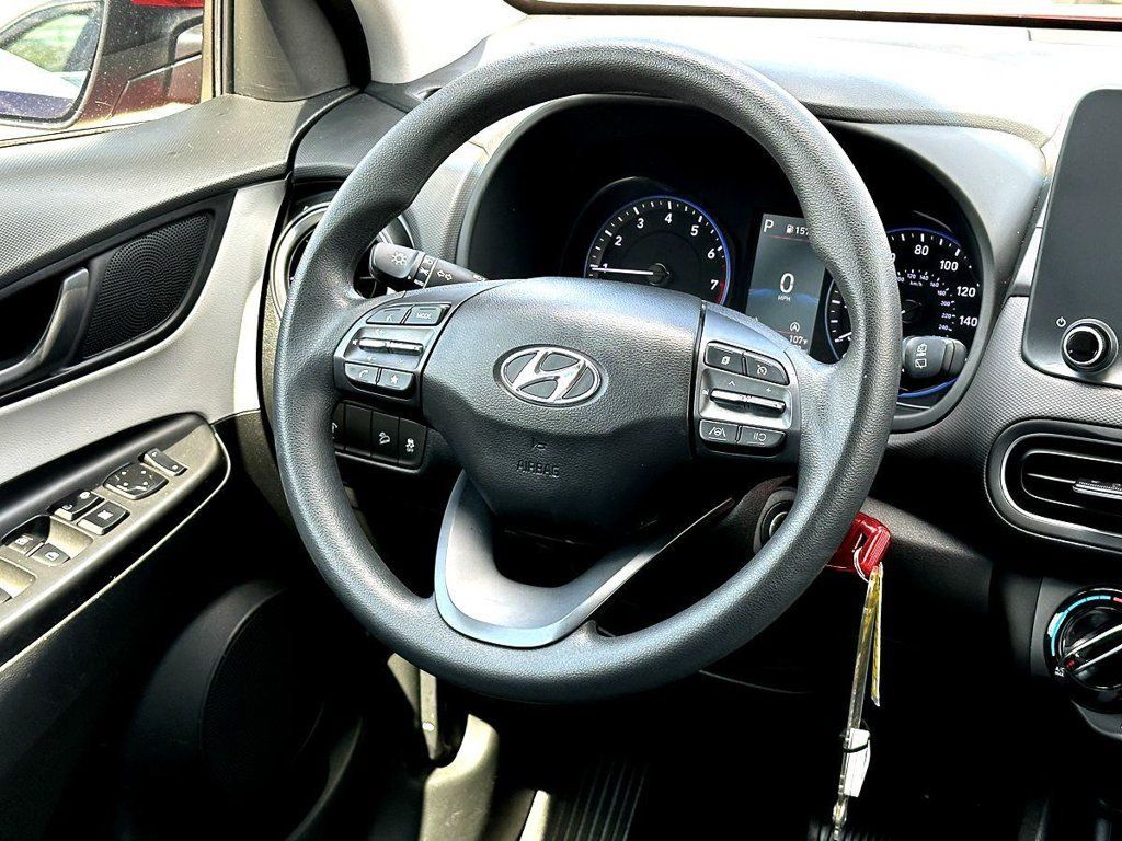 Used 2022 Hyundai Kona SE FWD image 30