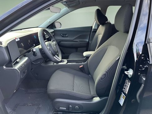 Used 2025 Hyundai Kona SEL image 20