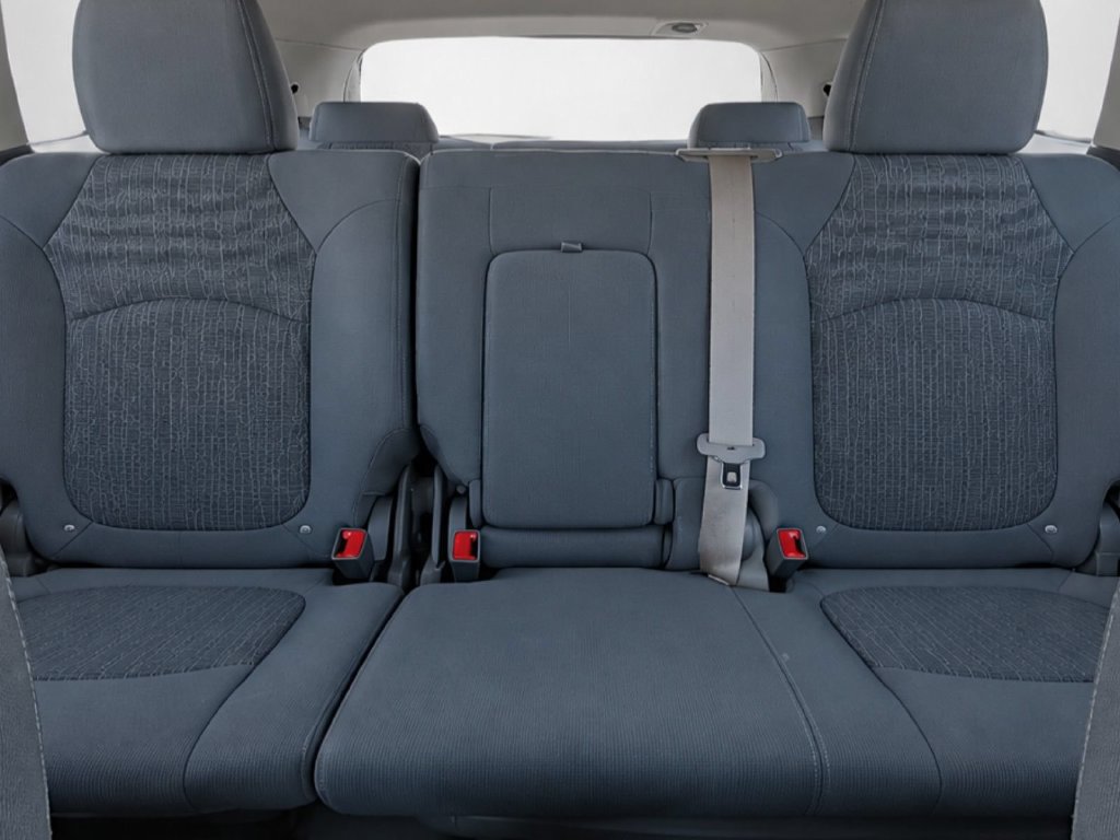 Used 2017 Chevrolet Traverse LS FWD image 33