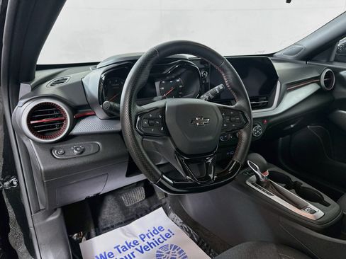 Used 2024 Chevrolet Trax RS w/ Driver Confidence Package FWD image 9