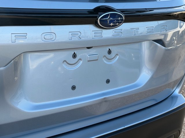 Certified 2025 Subaru Forester Premium AWD/4WD image 9