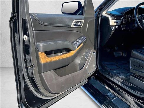 Used 2018 GMC Yukon Denali w/ Denali Ultimate Package image 18