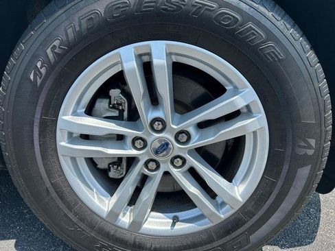 Used 2020 Ford Explorer XLT w/ Equipment Group 202A AWD/4WD image 25