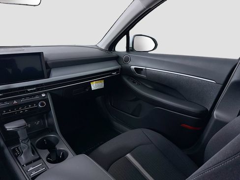New 2026 Hyundai Sonata SE FWD image 23