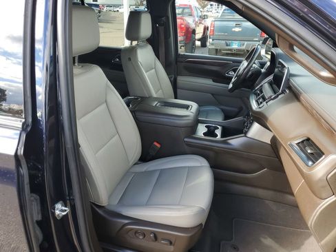 Used 2021 Chevrolet Tahoe Z71 w/ Z71 Signature Package image 33