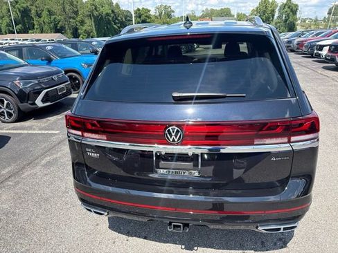 New 2026 Volkswagen Atlas SEL Premium R-Line AWD/4WD image 2