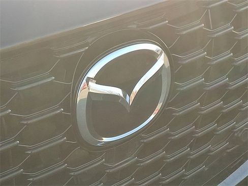 Used 2025 MAZDA CX-70 3.3 Turbo w/ Preferred Package image 4