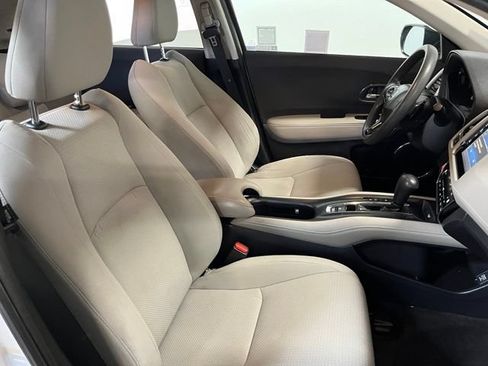 Used 2022 Honda HR-V EX image 12