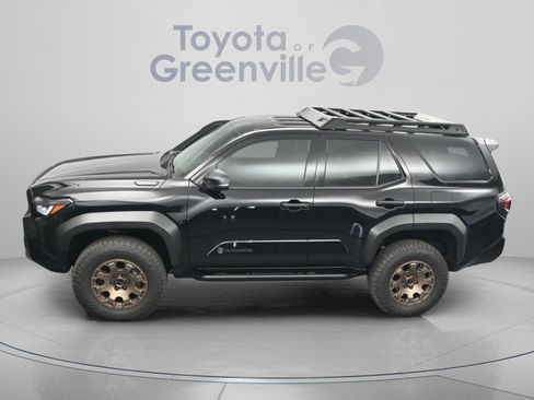 Used 2025 Toyota 4Runner Trailhunter AWD/4WD image 4