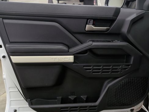 Used 2024 Toyota Tacoma TRD Sport image 20