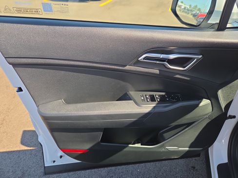 New 2026 Kia Sportage LX w/ LX Convenience Package image 5