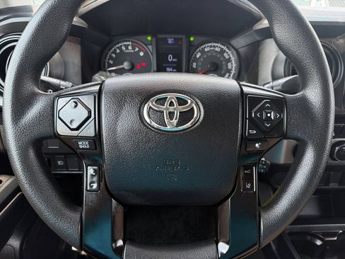 Used 2021 Toyota Tacoma SR AWD/4WD image 18