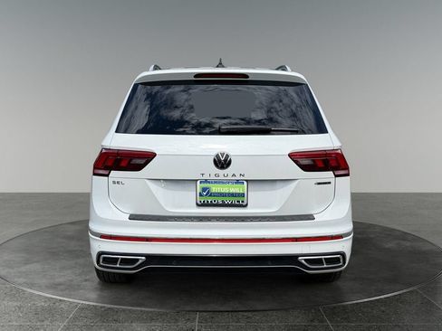Used 2024 Volkswagen Tiguan SEL R-Line AWD/4WD image 8