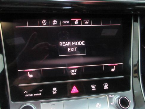 Used 2026 Audi Q7 3.0T Premium Plus w/ Premium Plus Package AWD/4WD image 40