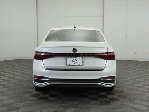 New 2025 Volkswagen Jetta SEL image 6