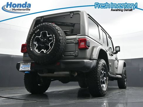 Used 2022 Jeep Wrangler Unlimited Rubicon 4xe w/ Steel Bumper Group AWD/4WD image 35