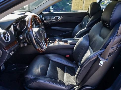 Used 2013 Mercedes-Benz SL 550 image 46