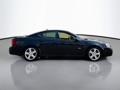 Used 2008 Pontiac Grand Prix GXP FWD image 8