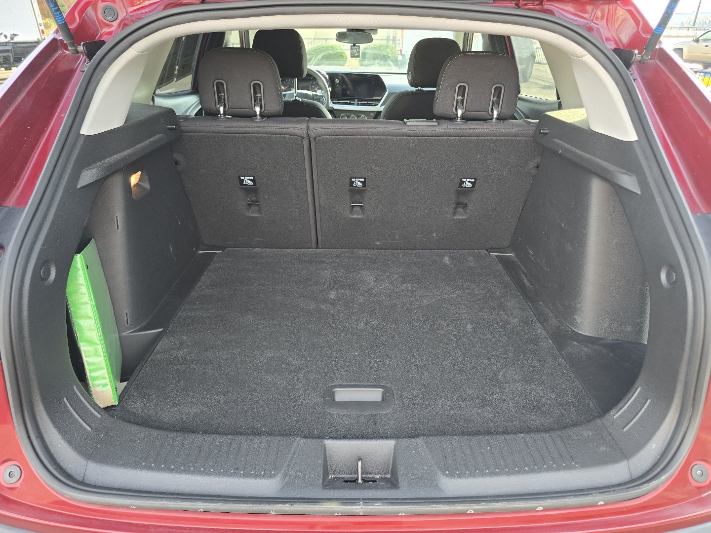 Used 2024 Chevrolet Trax LS FWD image 21