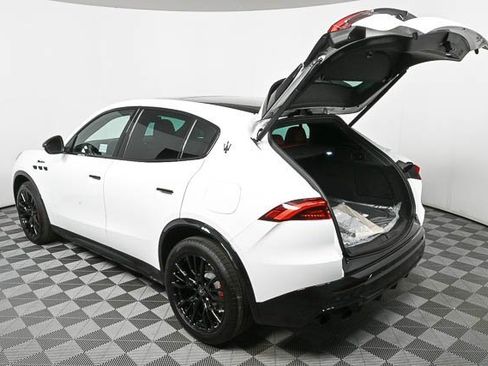 New 2025 Maserati Grecale Modena image 34