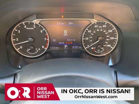 New 2025 Nissan Altima 2.5 SR w/ SR Premium Package image 31