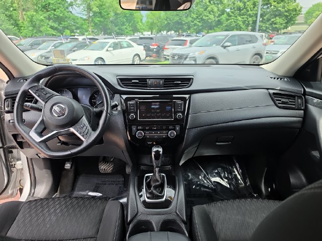 Used 2019 Nissan Rogue SV AWD/4WD image 12