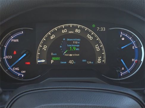 Certified 2025 Toyota RAV4 LE image 28