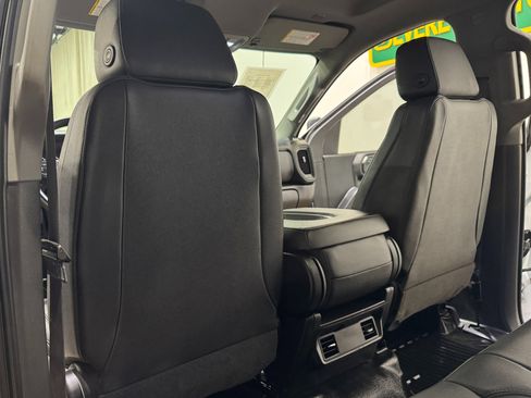 Used 2021 Chevrolet Silverado 2500 W/T w/ WT Convenience Package image 18