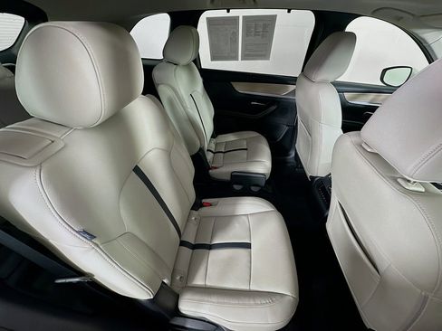 Certified 2024 MAZDA CX-90 3.3 Turbo w/ Preferred Plus image 36