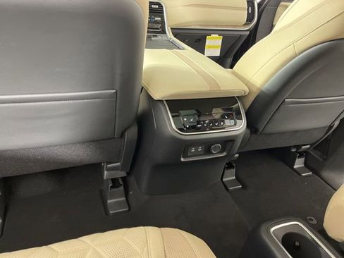 New 2026 Nissan Armada Platinum image 45