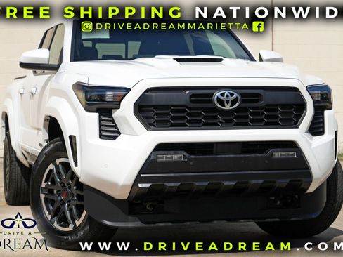 Used 2024 Toyota Tacoma TRD Sport w/ TRD Sport Upgrade Package RWD image 2