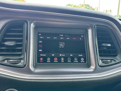 Used 2018 Dodge Challenger SXT RWD image 15