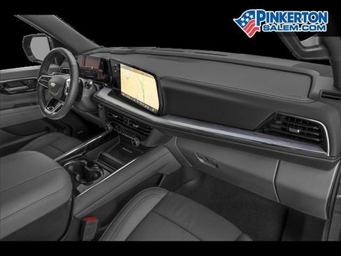 New 2026 Chevrolet Suburban Premier image 35