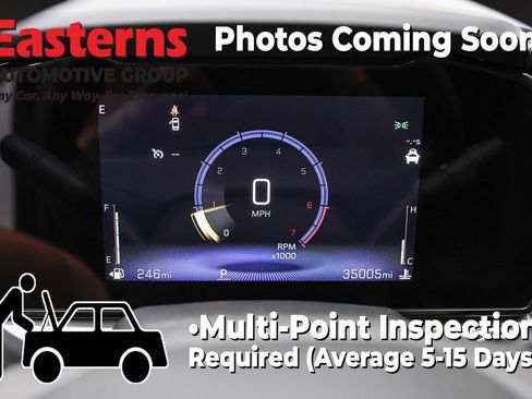 Used 2025 Chevrolet Trax LT FWD image 17