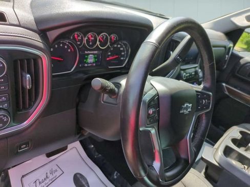 Certified 2021 Chevrolet Silverado 1500 RST AWD/4WD image 10