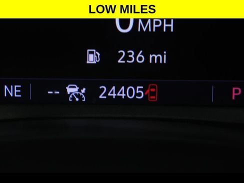 Used 2024 Chevrolet Equinox LT FWD image 3