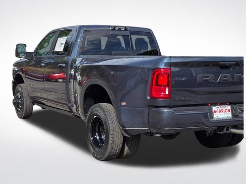 New 2026 RAM 3500 Laramie AWD/4WD image 41