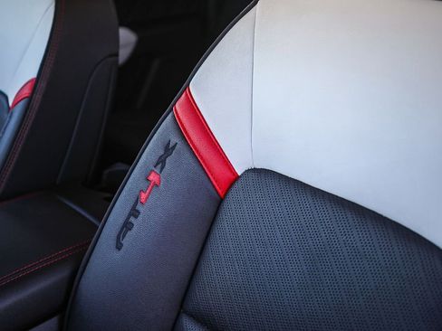 Used 2023 GMC Canyon AT4X image 27