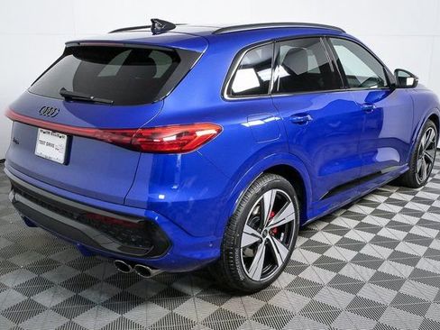 New 2025 Audi SQ5 Premium Plus image 3