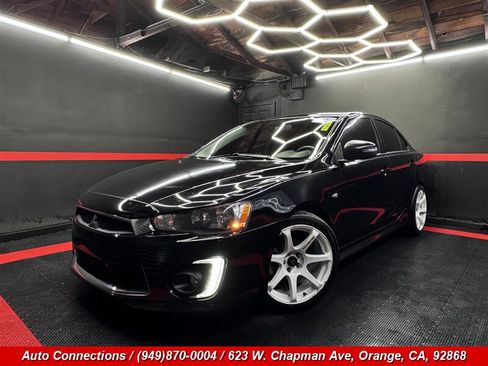 Used 2016 Mitsubishi Lancer ES image 2