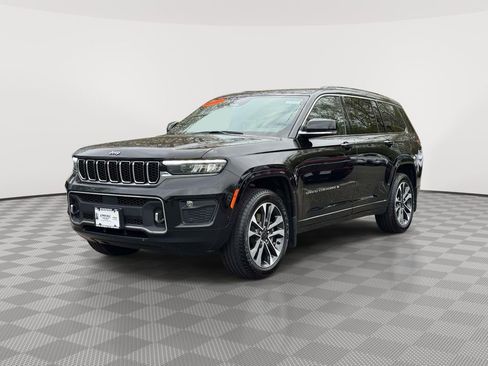 Used 2021 Jeep Grand Cherokee L Overland w/ MOPAR Finishing Package AWD/4WD image 3