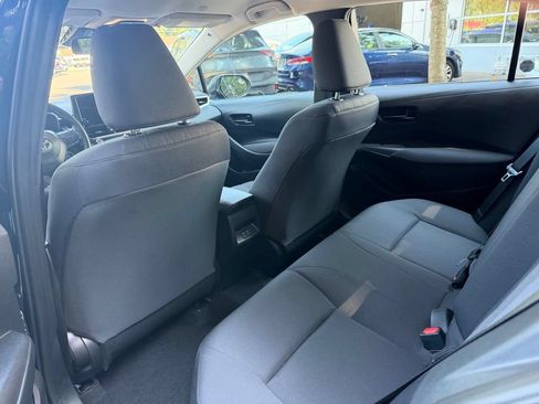 Used 2025 Toyota Corolla LE w/ LE Premium Package FWD image 14