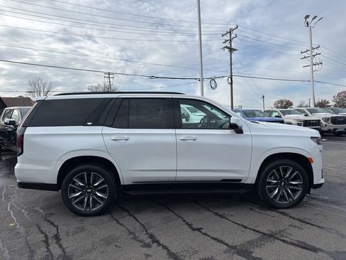 Used 2023 Cadillac Escalade Sport image 6